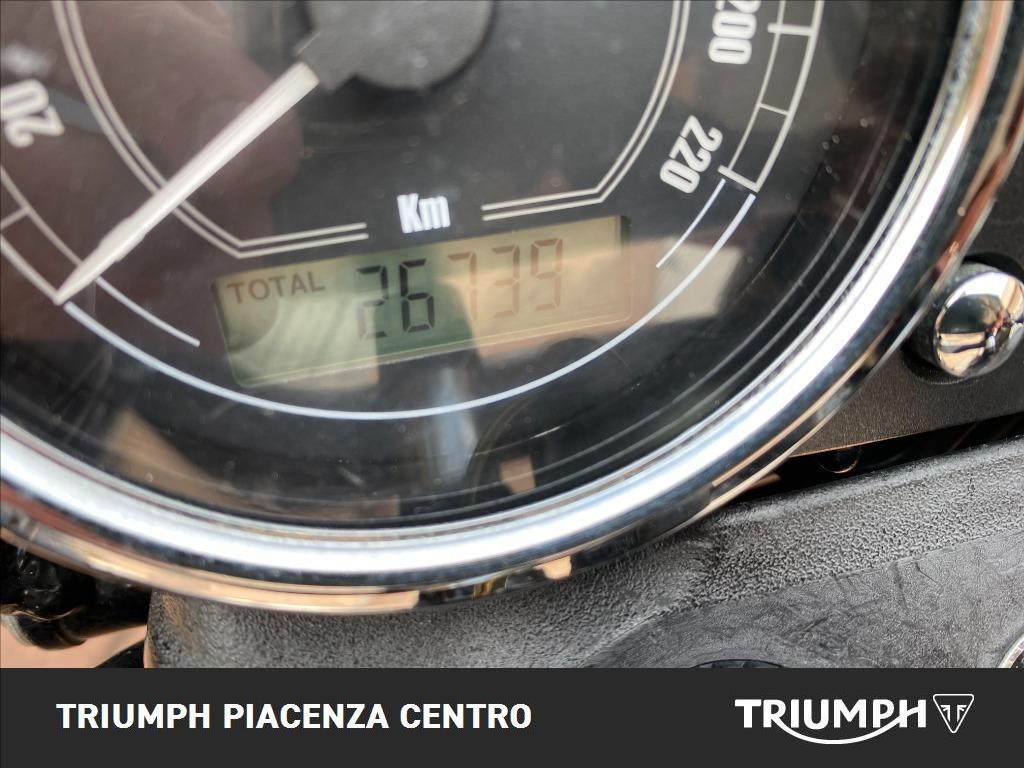 MOTO GUZZI V7 750 Stone