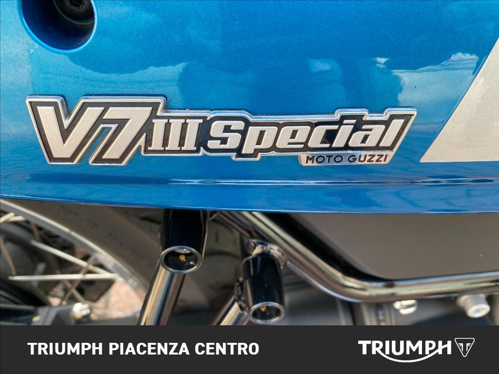 MOTO GUZZI V7 III 750 Special Abs