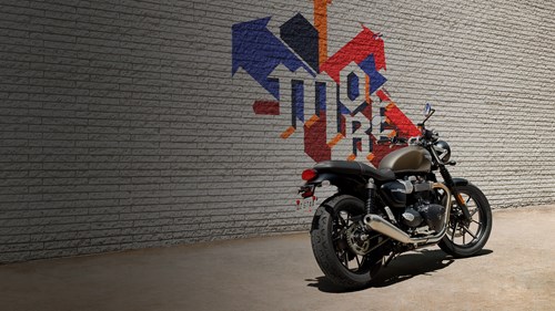 Speed Twin 900