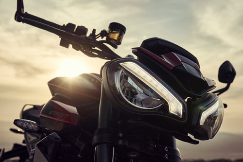 Nuova Street Triple